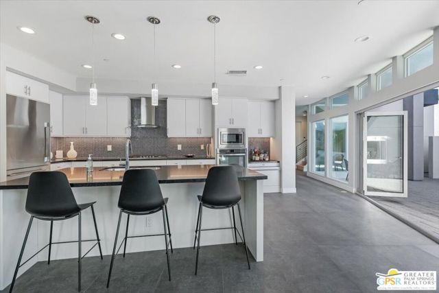 431 Suave Lane, Palm Springs, CA 92262