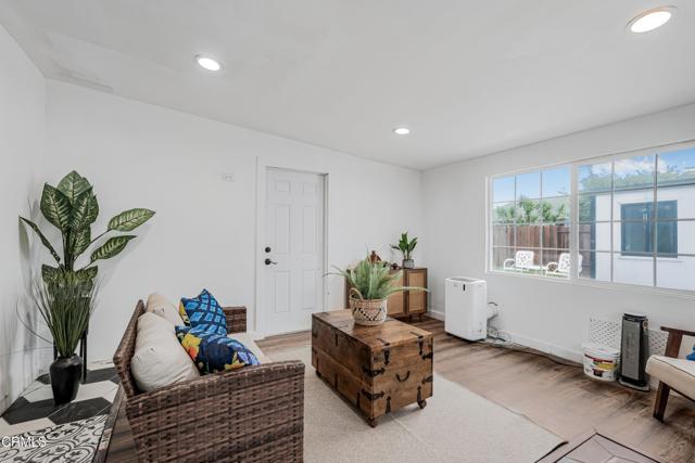 Detail Gallery Image 24 of 37 For 1892 Dunnigan St, Camarillo,  CA 93010 - 3 Beds | 2 Baths