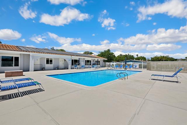 Swimming Pool/Hot Tub/Sauna