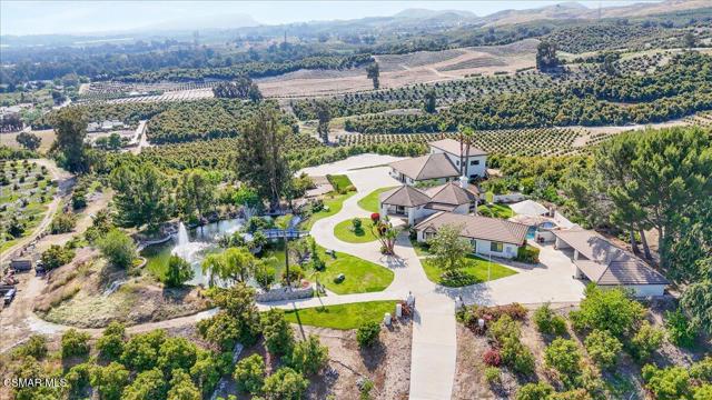 8445 Roseland Avenue, Moorpark CA: https://media.crmls.org/mediaz/6aa29c3b-23cf-40d0-b15b-2cc8f37dd9d0.jpg