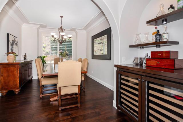 7866 Calle Oliva, Carlsbad CA: https://media.crmls.org/mediaz/6aa2f1ba-319b-461f-bcaf-accfd33e6c6c.jpg