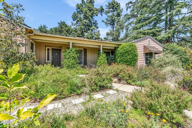 1313 E Palm Street, Altadena CA: https://media.crmls.org/mediaz/6aa468ea-1067-49f2-b3bd-1588bcc624f1.jpg