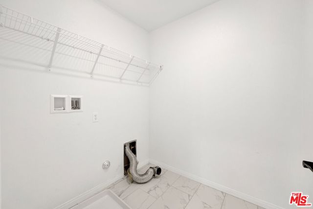 17028 Zion, Santa Clarita CA: https://media.crmls.org/mediaz/6aa55994-7b1b-4dc6-a546-5a28ad448216.jpg