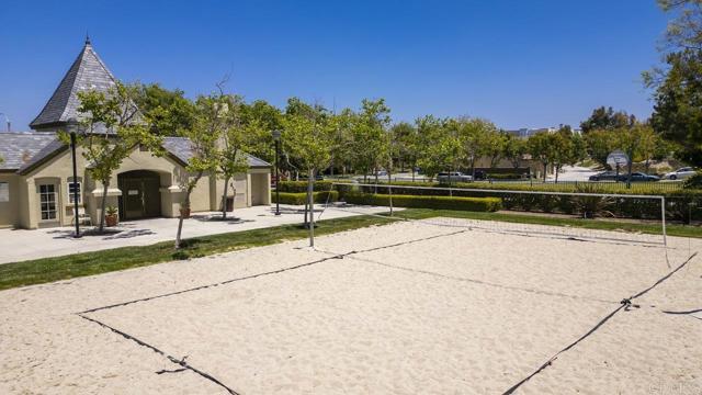 1444 Wooden Valley Street, Chula Vista CA: https://media.crmls.org/mediaz/6aa57858-74d7-4472-9ddf-dc97e304c6e5.jpg