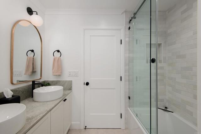 Image 15 of 34 For 937 3rd Street