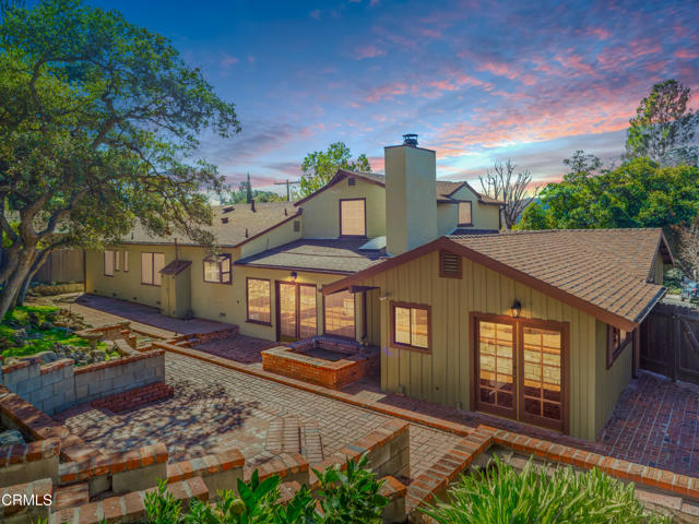 5028 El Adobe Lane, La Crescenta CA: https://media.crmls.org/mediaz/6aa772fa-363e-4a88-8445-cbc6d6a2df61.jpg