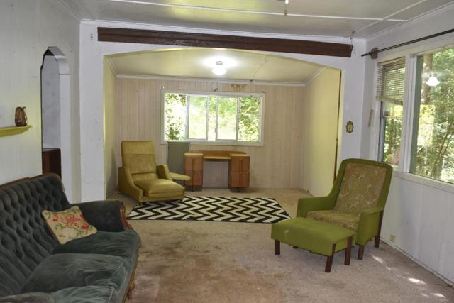 10158 E Zayante Road, Felton CA: https://media.crmls.org/mediaz/6aa97a86-86d3-4631-984b-cddfcf82c916.jpg