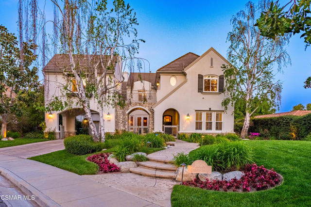 1008 N Country Club Drive, Simi Valley CA: https://media.crmls.org/mediaz/6aa9d3de-fc8b-49ed-9f18-7518f807b2ac.jpg