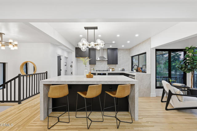 Detail Gallery Image 11 of 63 For 2001 Kenilworth Avenue Ave, Los Angeles,  CA 90039 - 4 Beds | 4 Baths