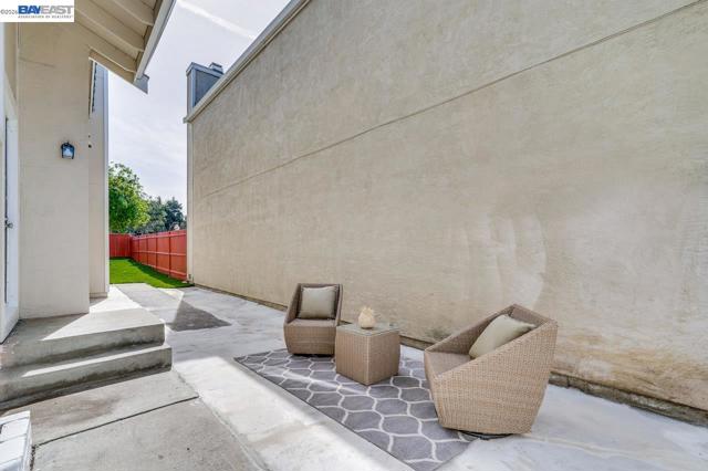 Image 56 of 58 For 4691 Rousillon Ave