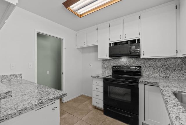 Detail Gallery Image 16 of 41 For 27573 Grosse Point Dr, Menifee,  CA 92586 - 2 Beds | 2 Baths