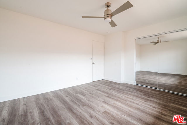 246 N Coronado Street, Los Angeles CA: https://media.crmls.org/mediaz/6aac9aeb-d22c-4f84-9bcd-fa8fc850be6c.jpg
