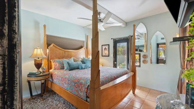 901 S Calle Tomas, Palm Springs CA: https://media.crmls.org/mediaz/6aacb0a3-0457-4276-9262-5ccd71a24992.jpg