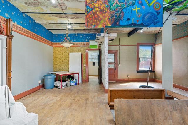 316 Napa Street, Vallejo CA: https://media.crmls.org/mediaz/6aad3f85-1c38-4243-8b74-3af50ddf6657.jpg