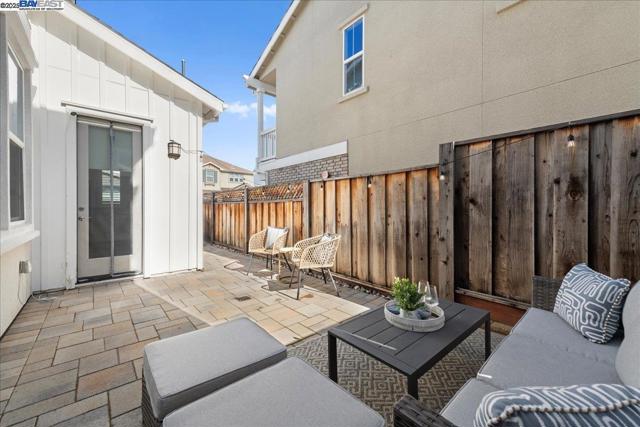 4026 Chalk Hill Way, Dublin CA: https://media.crmls.org/mediaz/6aad5b1e-f00e-432d-8a9d-808ac471e114.jpg