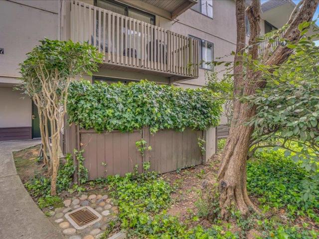 7101 Shelter Creek Lane, San Bruno CA: https://media.crmls.org/mediaz/6aafedd0-7190-42fe-aa00-c7ae6477649c.jpg