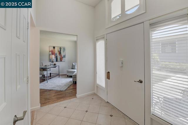 1517 Oakmont, Walnut Creek CA: https://media.crmls.org/mediaz/6ab23d95-0c29-4948-84da-6c58f0166a09.jpg