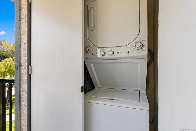 8595 Summerdale Rd, San Diego CA: https://media.crmls.org/mediaz/6ab41737-9345-4792-a76d-ee89bba8553b.jpg