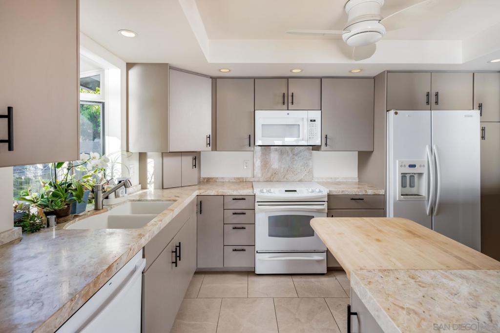 1036 Neptune Ave - photo 12