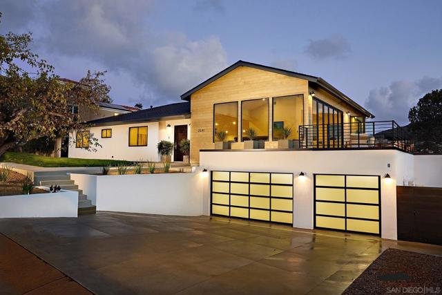 2641 Costebelle Dr, La Jolla CA: https://media.crmls.org/mediaz/6ab556a1-fa44-4ca4-a39b-469c2416ec39.jpg