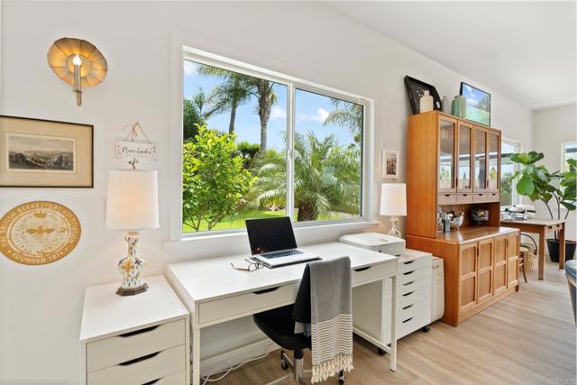 Detail Gallery Image 34 of 68 For 2066 Steiger Ln, Oceanside,  CA 92056 - 5 Beds | 3 Baths