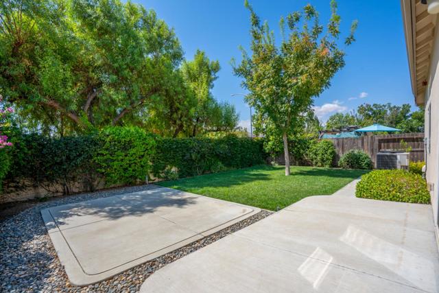 1149 Bellflower Way, Los Banos CA: https://media.crmls.org/mediaz/6ab5d955-297b-4062-91f3-be3aecd5677e.jpg