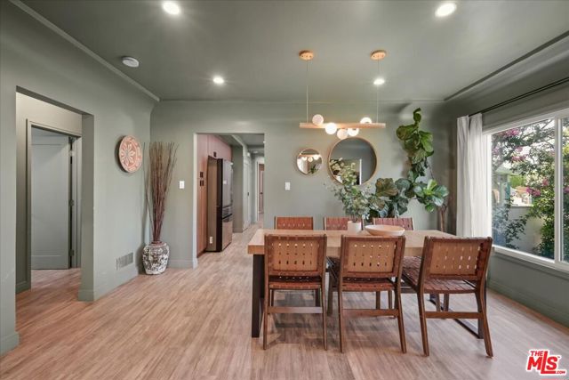 1903 S Primrose Avenue, Alhambra CA: https://media.crmls.org/mediaz/6ab63de6-6d98-4480-925d-c14bafc1b771.jpg