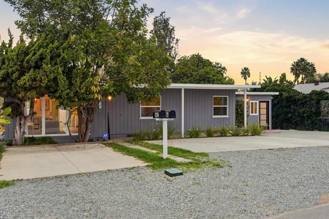 Detail Gallery Image 2 of 69 For 462 464 Emerson St, Chula Vista,  CA 91911 - 7 Beds | 5 Baths