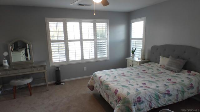 843 Caminito Las Olas, Chula Vista CA: https://media.crmls.org/mediaz/6ab8c337-ef3f-4827-8335-a93ed30fbfcb.jpg