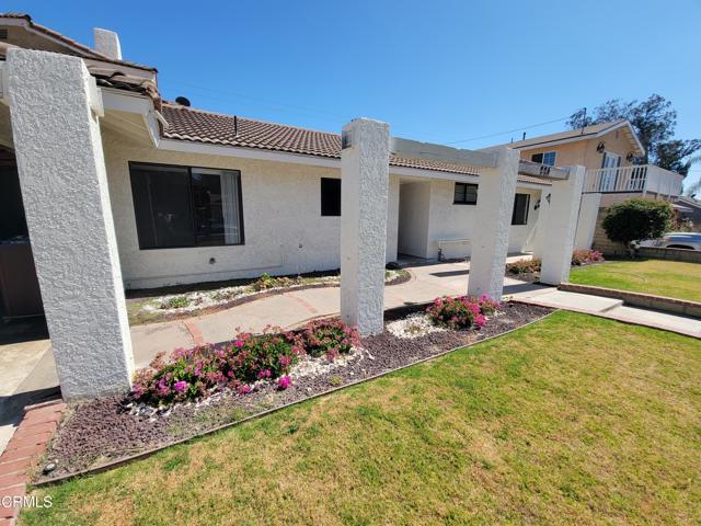 224 W Santa Paula Street, Santa Paula CA: https://media.crmls.org/mediaz/6ab9971c-0eaa-4c0e-bd21-1daf58244fb2.jpg