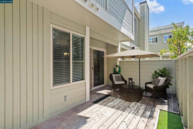 220 Apollo, Hercules CA: https://media.crmls.org/mediaz/6aba4688-6408-4952-9949-df1d80f58e3a.jpg