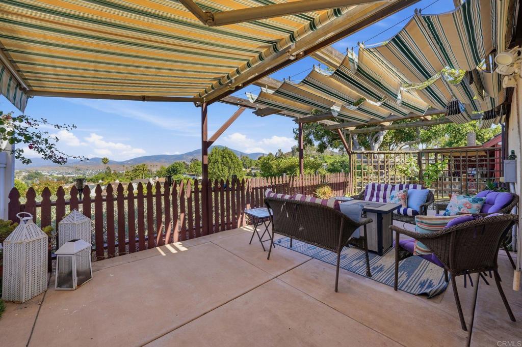 2553 Granada Circle