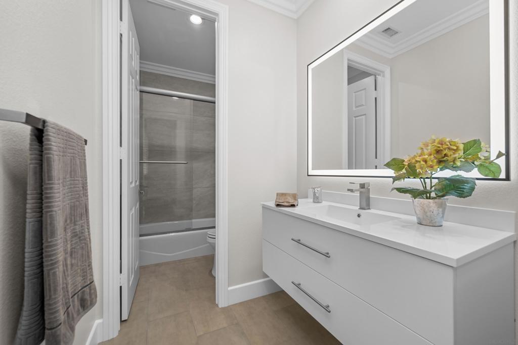 MLS #250040353SD image #26