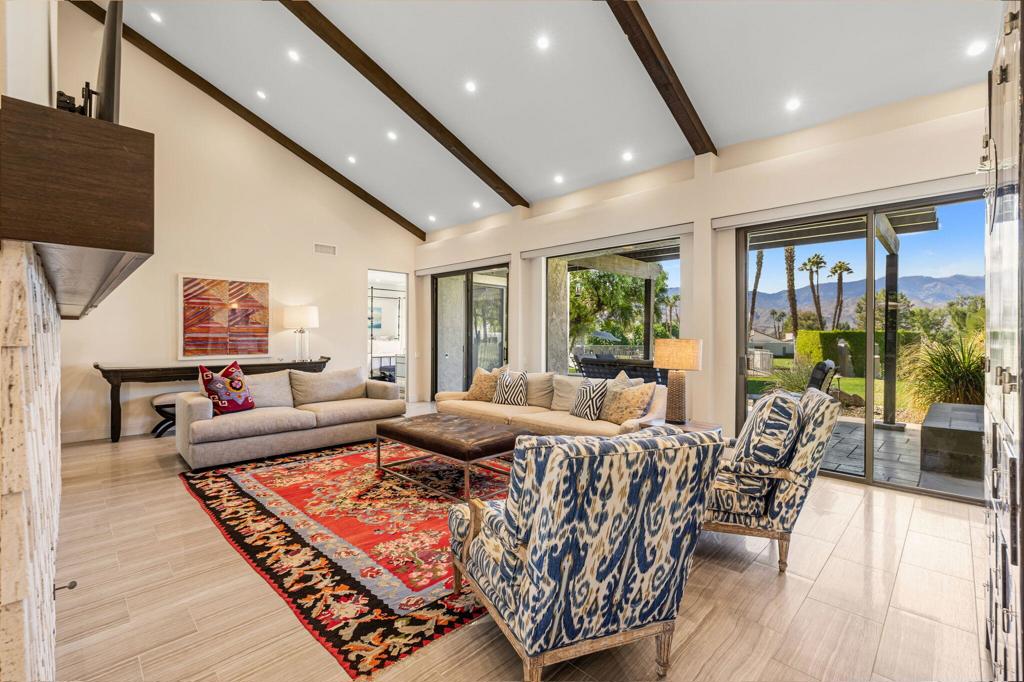 MLS #219137212DA image #17