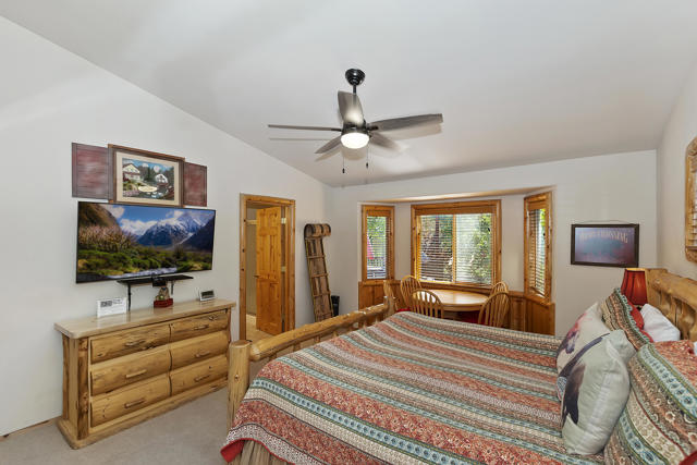 43259 Bow Canyon Road, Big Bear CA: https://media.crmls.org/mediaz/6abdbcf4-71b1-426d-abf8-5f8603902a2e.jpg