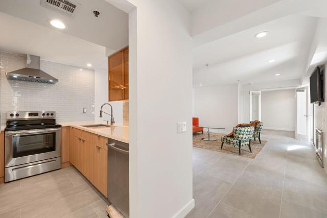 280 S Avenida Caballeros, Palm Springs CA: https://media.crmls.org/mediaz/6abe8516-07a1-496f-b0ce-d730aa684eef.jpg
