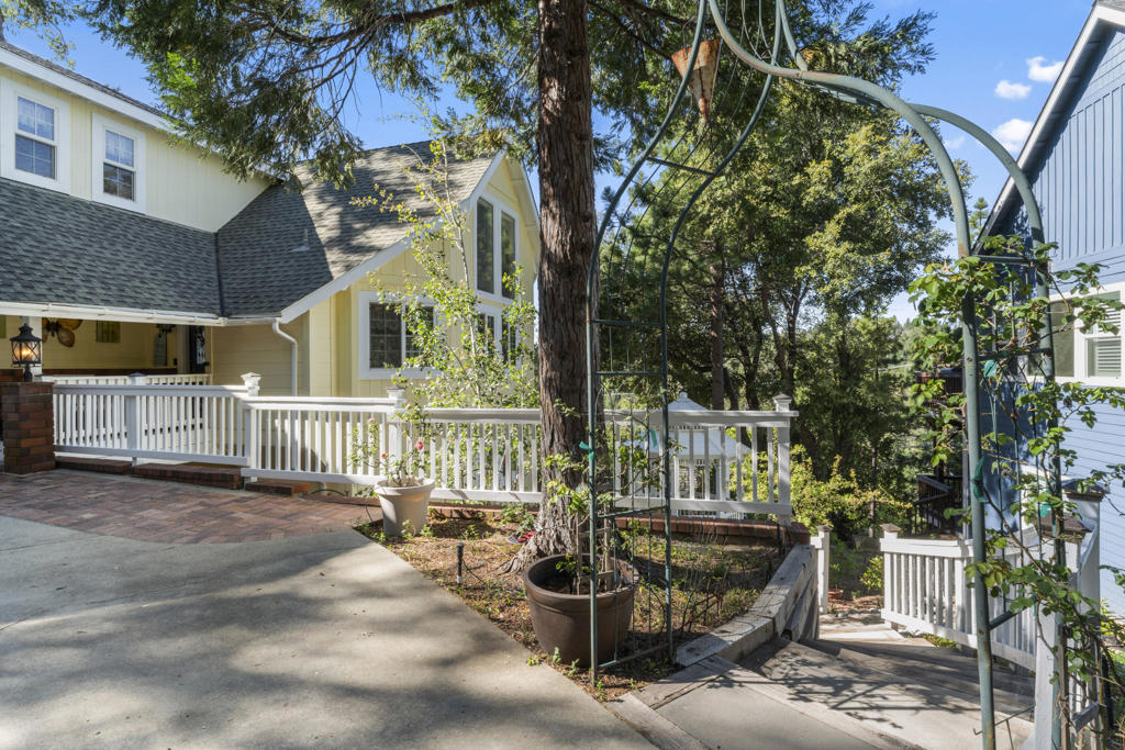 MLS #219132304DA image #42