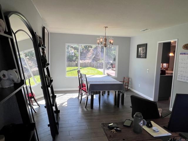 Detail Gallery Image 12 of 39 For 1760 Hampton Ct, Bonita,  CA 91902 - 3 Beds | 2/1 Baths