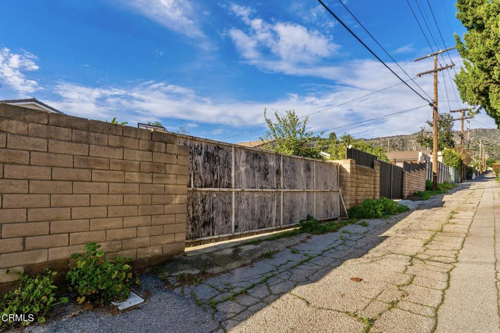 710 E Walnut AvenueBurbank img 21