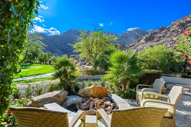 77205 Loma Vista, La Quinta CA: https://media.crmls.org/mediaz/6ac1627a-d1d0-44cf-927a-fa6dea4c73c8.jpg