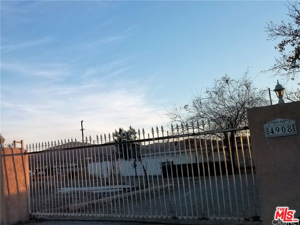 4900 FORT TEJON Road