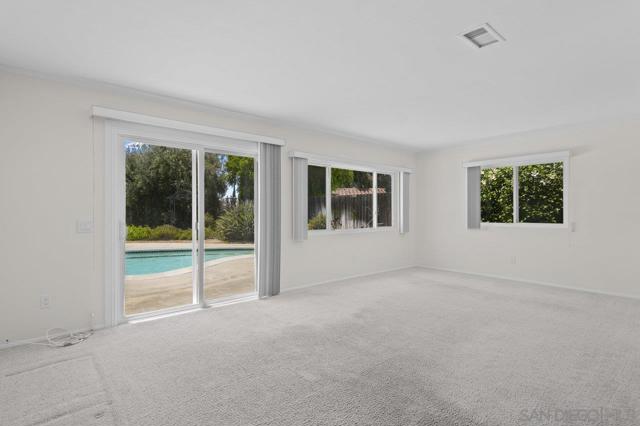 13514 Avenida Del Charro, El Cajon CA: https://media.crmls.org/mediaz/6ac286af-1e20-4e2b-9f97-ae5f9ef48ad6.jpg