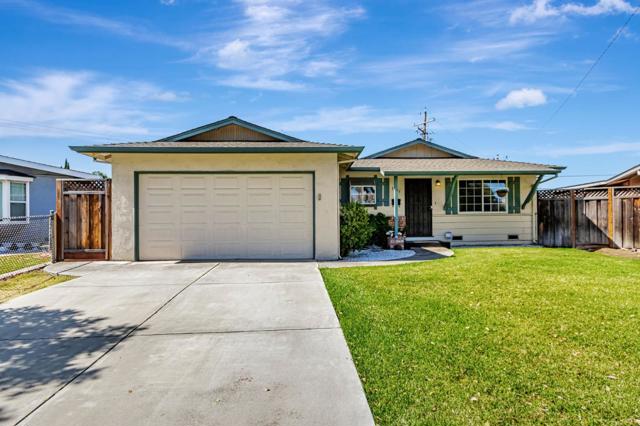 1625 Mount Herman Drive, San Jose CA: https://media.crmls.org/mediaz/6ac35b86-6140-4f4e-bf6f-73a4822c3605.jpg