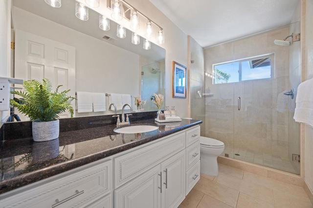 16 Niner Court, Redwood City CA: https://media.crmls.org/mediaz/6ac47a1f-b79e-404e-a59f-dac58cd9bd86.jpg