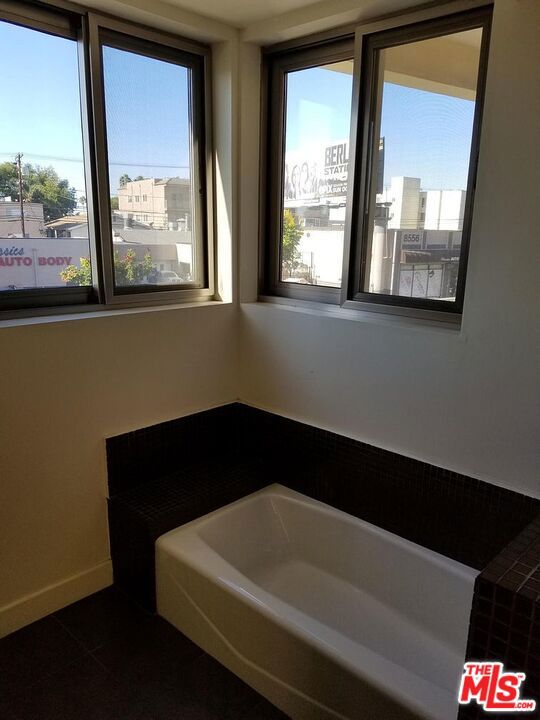 Image 3 for 1260 Corning St #203, Los Angeles, CA 90035