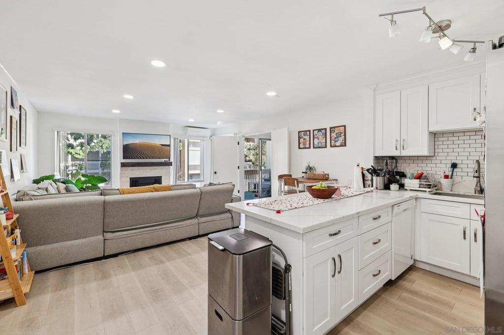 4600 Lamont St - photo 6