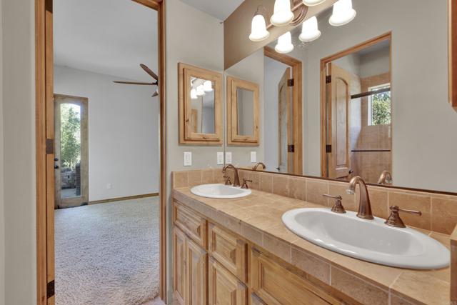 Detail Gallery Image 43 of 71 For 15711 Salida Del Sol, Ramona,  CA 92065 - 5 Beds | 4/2 Baths