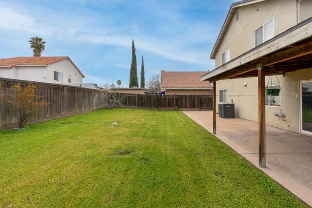 2231 Racquet Club Drive, Los Banos CA: https://media.crmls.org/mediaz/6ac6b83d-1e04-41b6-bc5c-fce3c58d3b28.jpg