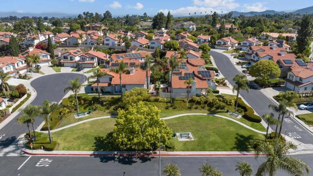 1572 Roma Dr, Vista CA: https://media.crmls.org/mediaz/6ac7a490-0af8-4c14-86f8-1d04608ab92a.jpg