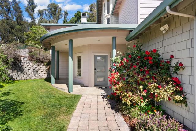 108 Misty Court, Santa Cruz CA: https://media.crmls.org/mediaz/6ac8b5f0-2dec-4680-930b-ae54630094b6.jpg
